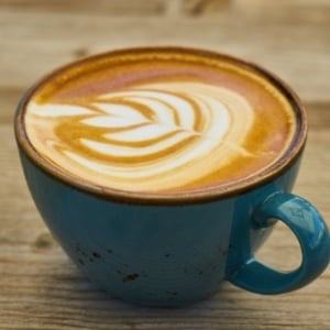 Segelas Kopi Rp30 Ribu dan Ketakutan Akan Hari Esok yang Kian Mahal