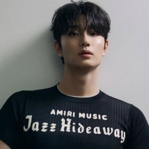 Biar Ngampus Makin Stylish, Intip 4 Gaya Smart Casual ala Kim Jae Won