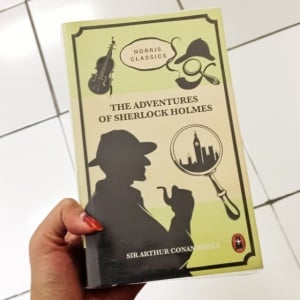 Memecahkan Misteri Detektif Kondang dalam The Adventures of Sherlock Holmes