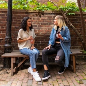 Hidup Bukan Template: 7 Keputusan Ini Sah Banget Dilakukan Tanpa Butuh Validasi Netizen