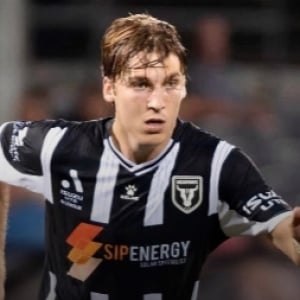 Luke Vickery Resmi Diproses Naturalisasi, Siapa Bakal Tergeser di Timnas Indonesia?