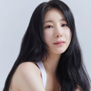 Lee Chae Yeon Umumkan Comeback April di Bawah Naungan Agensi Baru!