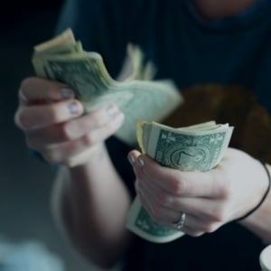 Privilege yang Tak Terlihat: Mengapa Kita Sering Menghakimi Tanpa Memahami?