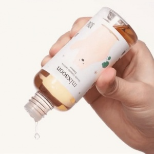 5 Pilihan Essence Cica: Rahasia Wajah Tenang dan Glass Skin yang Effortless