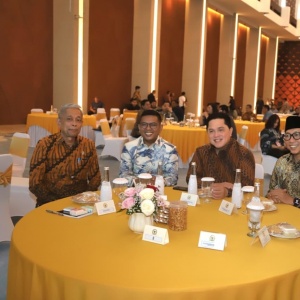 Gencarkan Sport Diplomacy, Erick Thohir dianugerahi KWP Awards 2026