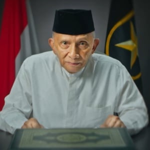 Amien Rais Sebut Pengaruh Seskab Teddy Kalahkan Tokoh Senior Dasco dan Sjafrie Sjamsoeddin