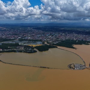 Teluk Kendari Keruh Akibat Banjir, Sedimentasi Kian Mengkhawatirkan