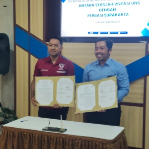 Gandeng Sekolah Vokasi UNS, PERBASI Solo Tingkatkan Kompetensi Bahasa Inggris Pelatih dan Wasit
