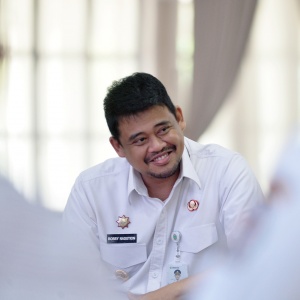 Gubsu Bobby Nasution soal Penyebab Antrean BBM: Sopir Truk Tangki Pertamina Berhenti Massal