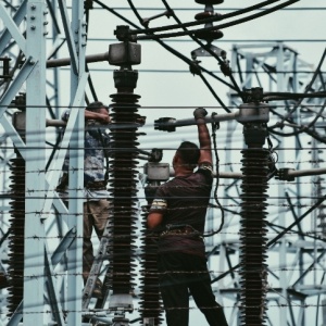 Maaf Saja Tidak Cukup: PLN dan Tagihan Gelap yang Ditanggung Rakyat Jawa