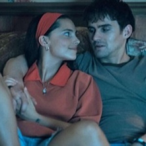 Cinta yang Dipaksa Berujung Petaka, Ini Pelajaran Pahit dari Film Obsession