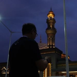 Dari Parenting hingga Drone, Dua Kreator Ungkap Pesona Pesisir Jakarta