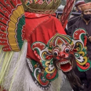 Tumbuh Tanpa Kehilangan Akar: Desa Kemiren dan Jalan Panjang Merawat Budaya Osing