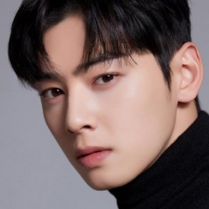 Cha Eun Woo Pertimbangkan Drama Baru dari Semesta Bon Appetit, Your Majesty
