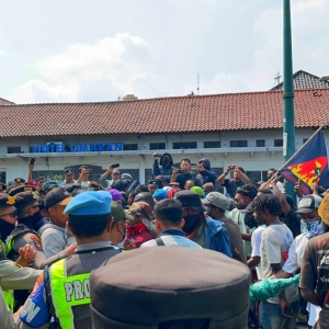 Unjuk Rasa hingga Saling Dorong,Mahasiswa Papua Sebut Kolonialisme Masih Tumbuh