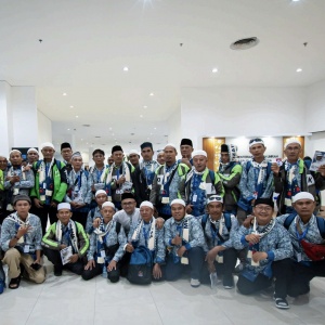 70 Mitra Driver Gojek Berangkat Tunaikan Ibadah Umrah