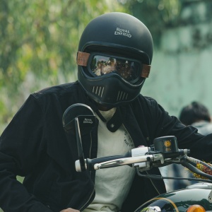 Pemotor Dianjurkan Pakai Kacamata Khusus dan Masker N95 untuk Hadapi Abu Vulkanik