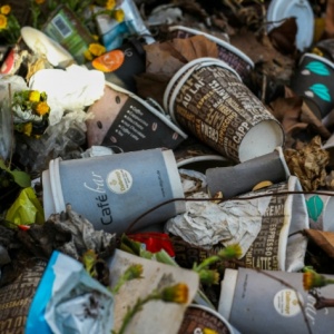 Bersih-Bersih Sungai Tak Cukup Jika Keran Plastik Terus Mengalir