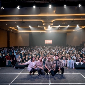 Seribu Anak Muda Curhat Masal Bareng Dave Hendrik dan Iwet Ramadhan di Stage of Mind 2.0