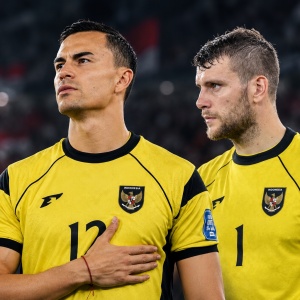 Maarten Paes Bicara Persaingan dengan Emil Audero: Yang Penting Timnas Indonesia Juara