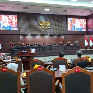 Posisi Gibran Jadi Wapres Aman, MK Tak Terima Gugatan Ijazah Denny Indrayana Cs