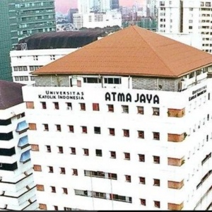 Kuliah Hukum di Era Digital, FH Unika Atma Jaya Raih Penghargaan