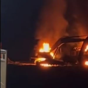 Warga Bakar Ekskavator di Lokasi Tambang Emas Ilegal di Madina, Polisi Selidiki