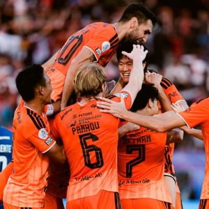 Klasemen Terbaru Super League: Persija Jakarta Nyaman di Puncak, Persib Bandung Terpuruk