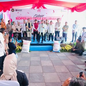 Uji Coba Penyaluran Bansos di Koperasi Desa, Gus Ipul Pastikan Tanpa Potongan