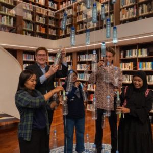 Inisiatif Pilah Sampah Warga Srengseng Sawah Bakal Tampil di Dutch Design Week 2026