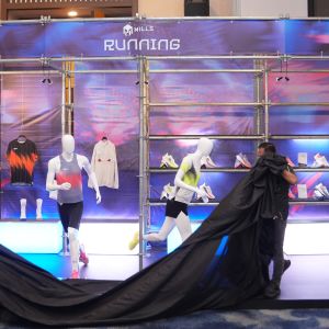 Sepatu Lari Buatan Lokal Unjuk Gigi di Berlin dan Chicago Marathon