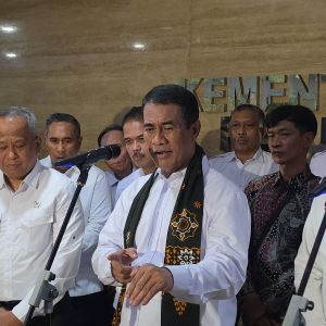 Rogoh Kocek APBN Rp600 Miliar, Mentan Amran Mau Buat Koperasi Peternak Ayam dan Petani Jagung