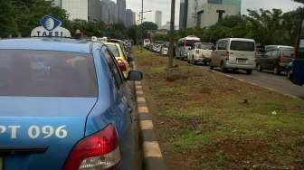 Imbas Simulasi Sispam di Thamrin, Tanah Abang Macet Total