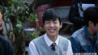 Lee Hyun Woo Lakoni Pemotretan Jelang Valentine 