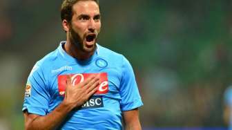 Higuain Enggan Tinggalkan Serie A