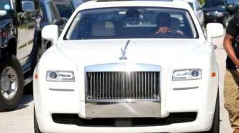 Bolak-balik Naik Rolls Royce, Gaya Pilihan Jamie Foxx