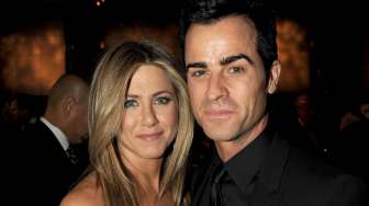 Ayah Ingin Jennifer Aniston Punya Bayi