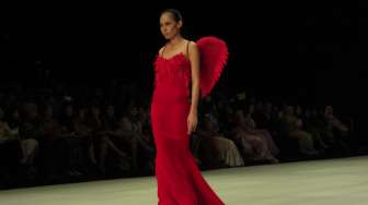 Mubal Arum Usung "Angel and Rainbow" di IFW 2014