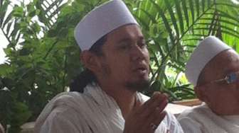 Klarifikasi Pengobatan, UGB Bersumpah di Kantor MUI