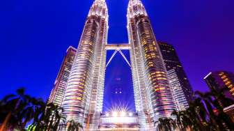 Tidak Akan Ada Pertunjukan Kembang Api di Menara Kembar Petronas Malaysia