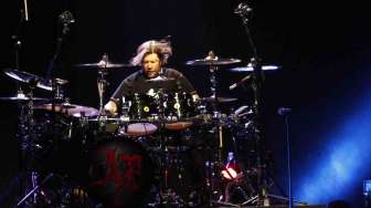 Konser Alter Bridge di Mata Elang International Stadium Ancol, Jakarta, Sabtu (8/3). [suara.com/Adrian Mahakam]