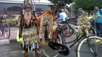 Cerita Mbah Onthel di Tengah "Car Free Day" Jakarta