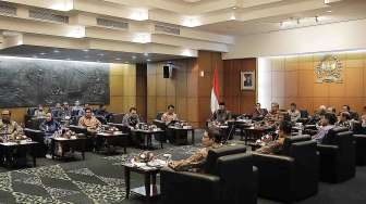 Presiden SBY menghadiri pertemuan silaturahmi dengan pimpinan lembaga-lembaga tinggi negara di Gedung MPR/DPR Jakarta, Kamis (20/3). [Rumgapres/Abror]