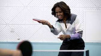 Foto: Michelle Obama Main Tenis Meja