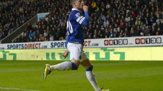 Pemain Everton Ross Barkley Cetak Gol Spektakuler