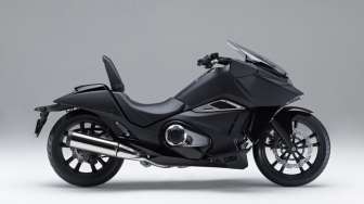 Vultus NM4, Sepeda Motor Batman ala Honda