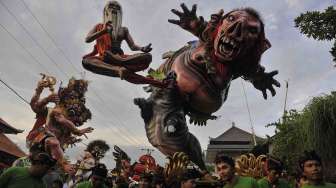 Sehari Menjelang Nyepi Ratusan Ogoh-ogoh akan Diarak di Bali