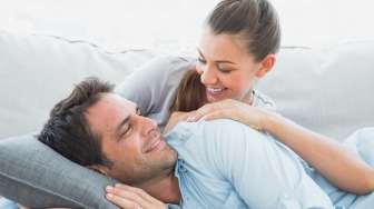 Catat Nih! 8 Tanda Sederhana Istri Masih Tergila-Gila dengan Suami