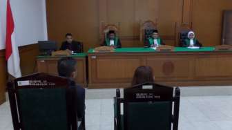 Sidang Cerai Ayu Ting Ting Dimulai, Enji Tak Hadir