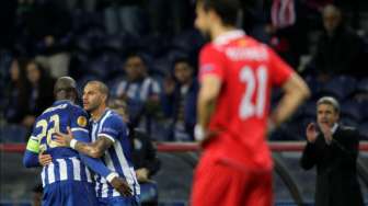 Tuan Rumah Porto Tumbangkan Sevilla
